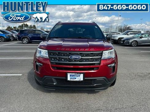 Used 2019 Ford Explorer XLT w/ Equipment Group 202A image 2