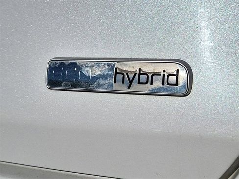 Used 2019 Kia Niro S Touring image 29