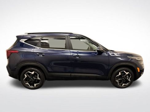 Used 2024 Kia Seltos EX AWD/4WD image 4