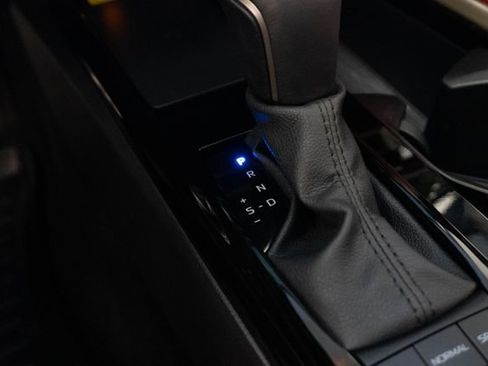 Used 2025 Toyota Camry XSE image 27