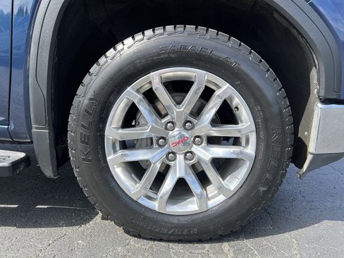 Used 2021 GMC Sierra 1500 SLT w/ SLT Premium Package AWD/4WD image 11