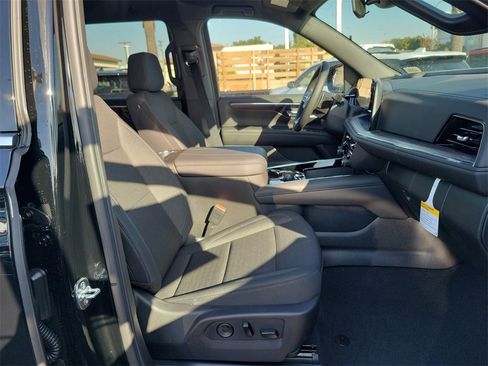 New 2026 Chevrolet Tahoe LS image 16