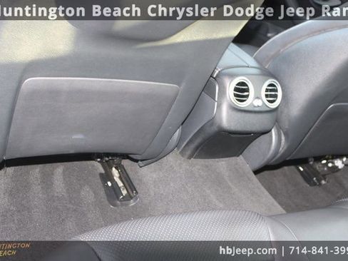 Used 2021 Mercedes-Benz C 300 Sedan image 35