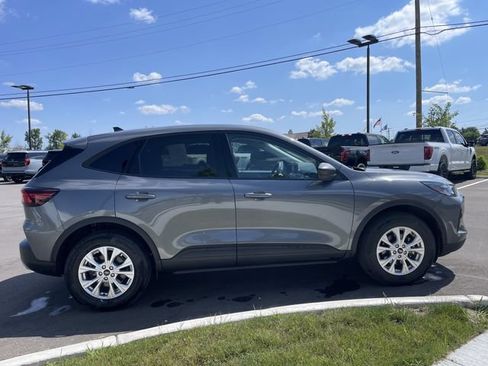 Certified 2025 Ford Escape Active AWD/4WD image 6