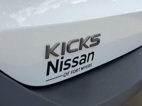 New 2026 Nissan Kicks SV image 5