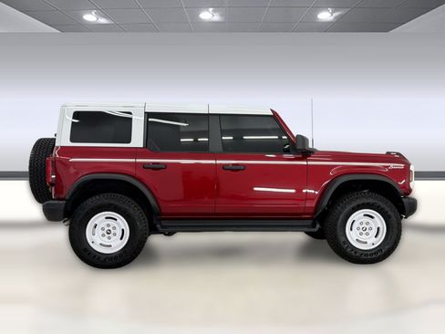 Used 2025 Ford Bronco Heritage Edition AWD/4WD image 8