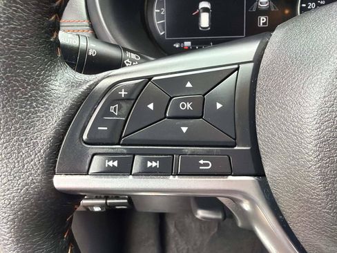 Used 2023 Nissan Kicks SR FWD image 26