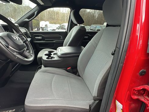 Used 2024 RAM 2500 Big Horn w/ Bed Utility Group image 17