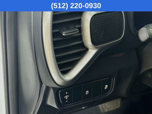 Used 2022 Kia Soul LX image 10