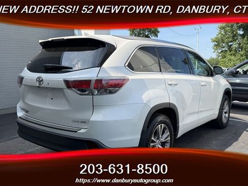 Used 2015 Toyota Highlander XLE AWD/4WD image 5