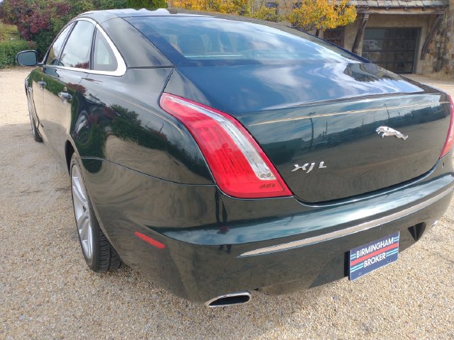 Used 2011 Jaguar XJ L RWD image 14