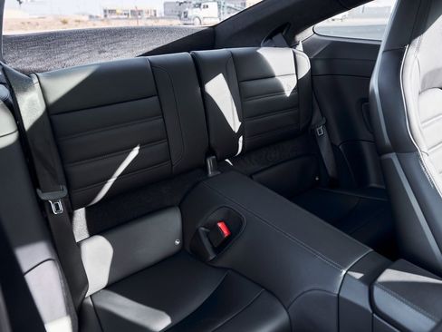 Used 2024 Porsche 911 Turbo image 39