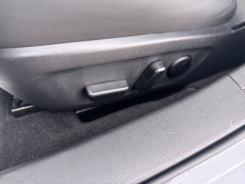 Used 2023 MAZDA MAZDA3 2.5 Turbo Sedan w/Premium Plus image 27