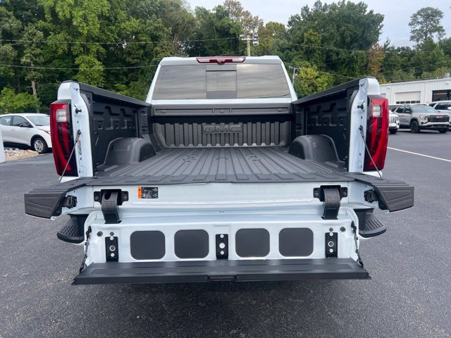 New 2026 GMC Sierra 2500 Denali Ultimate AWD/4WD image 14