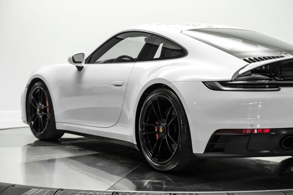 Used 2024 Porsche 911 Carrera GTS RWD image 14