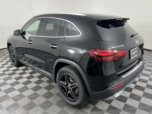 New 2026 Mercedes-Benz GLA 250 4MATIC image 10