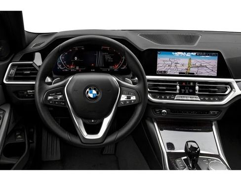 Used 2020 BMW 330i xDrive Sedan w/ Convenience Package AWD/4WD image 4