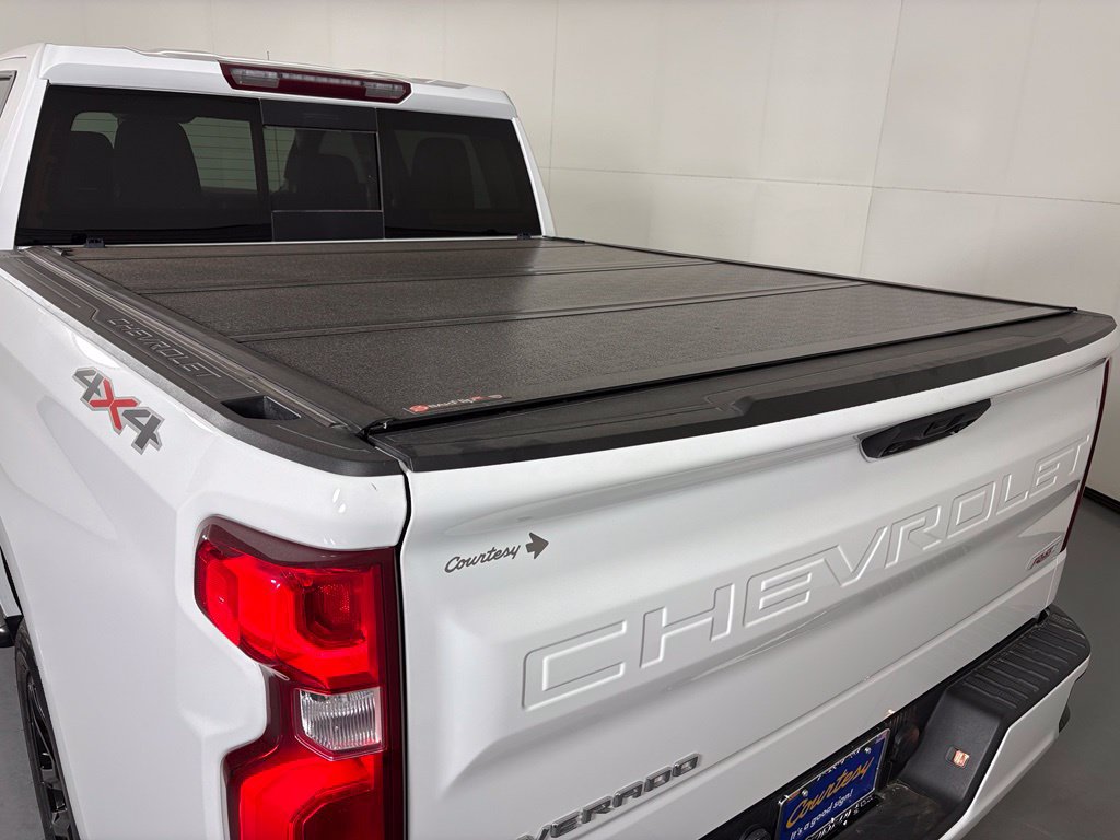 Used 2023 Chevrolet Silverado 1500 RST w/ Convenience Package II AWD/4WD image 37
