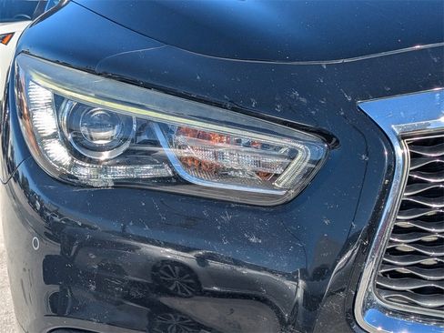 Used 2020 INFINITI QX60 Luxe w/ Essential Package image 8