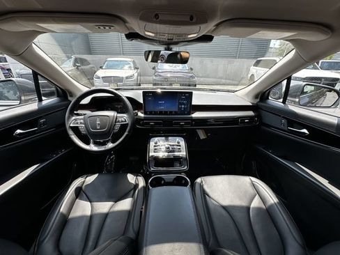 Certified 2023 Lincoln Nautilus Reserve AWD/4WD image 3