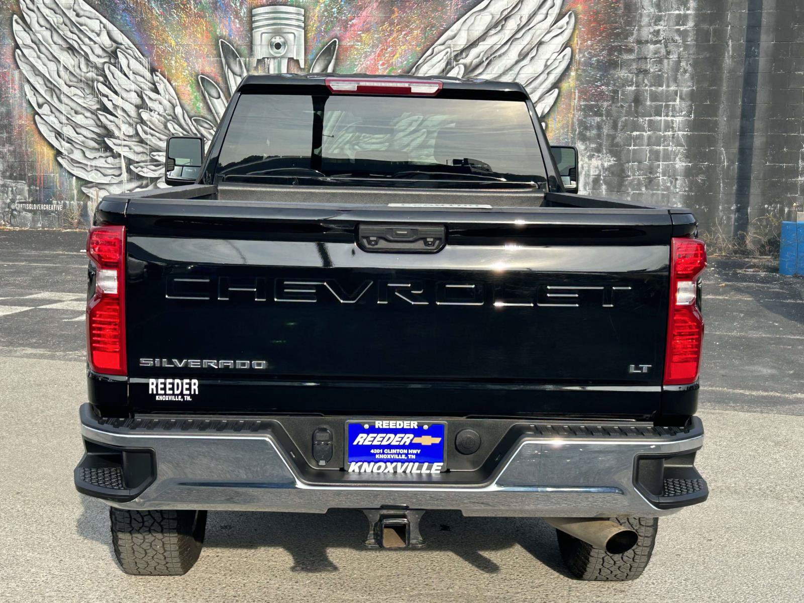 Used 2025 Chevrolet Silverado 2500 LT w/ Convenience Package AWD/4WD image 6