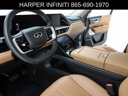 Used 2025 INFINITI QX80 Sensory AWD/4WD image 20