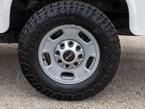 Used 2019 GMC Sierra 2500 2WD Crew Cab image 23