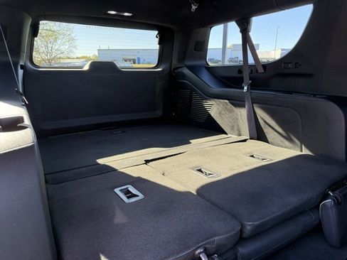 Used 2024 Chevrolet Suburban Premier w/ Max Trailering Package image 15