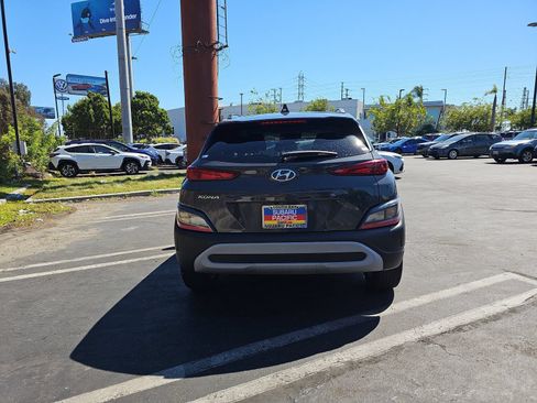 Used 2023 Hyundai Kona SEL FWD image 6