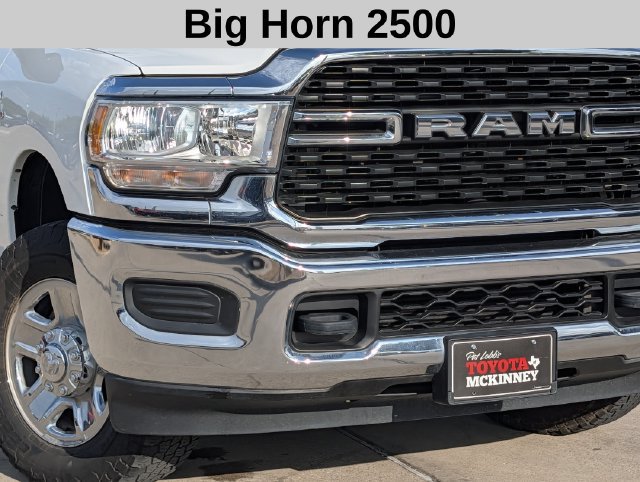 Used 2022 RAM 2500 Big Horn AWD/4WD image 3