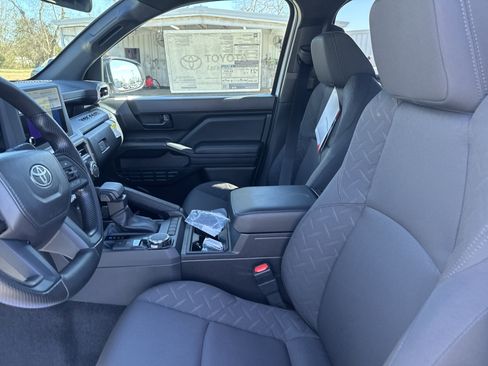 New 2026 Toyota Tacoma 4x4 Double Cab image 13