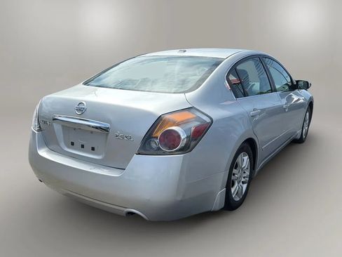 Used 2012 Nissan Altima 2.5 SL w/ 2.5SL Pkg FWD image 6