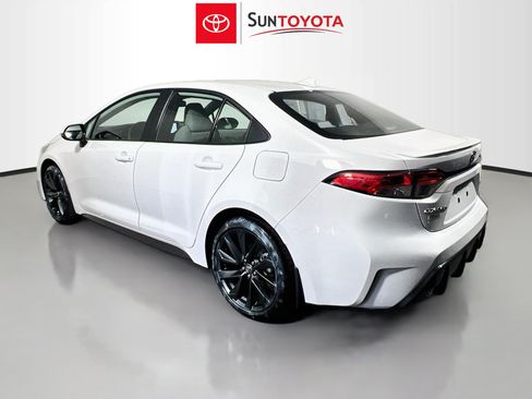 Used 2026 Toyota Corolla SE FWD image 5
