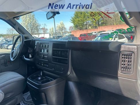 Used 2024 Chevrolet Express 3500 LS image 3