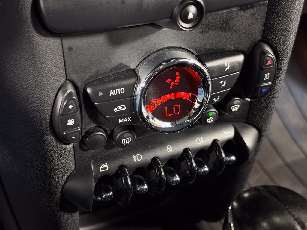 Used 2011 MINI Cooper S FWD image 18