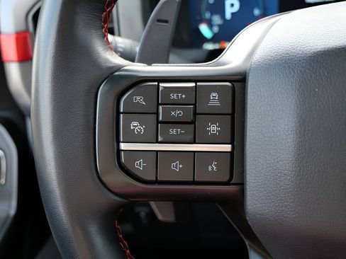 Used 2025 Ford F150 Raptor AWD/4WD image 17