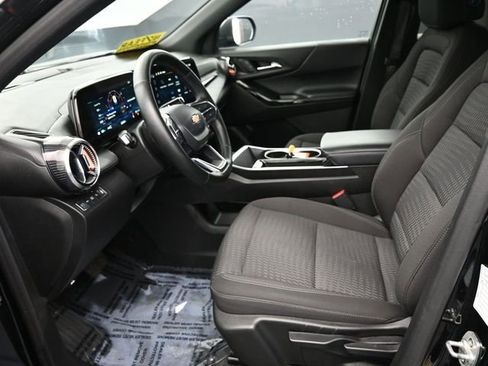 Used 2025 Chevrolet Equinox LT image 15