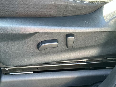 Used 2020 Subaru Ascent Premium w/ Sport Package image 19