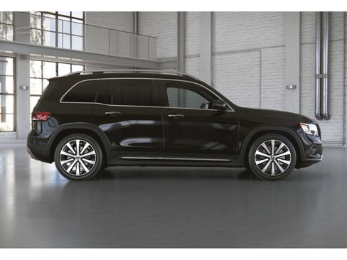Certified 2023 Mercedes-Benz GLB 250 4MATIC image 2