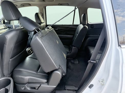 Used 2022 Honda Pilot Touring image 43