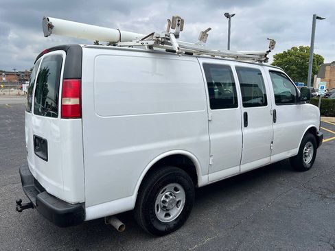 Used 2012 Chevrolet Express 2500 w/ Cold Climate Package RWD image 14