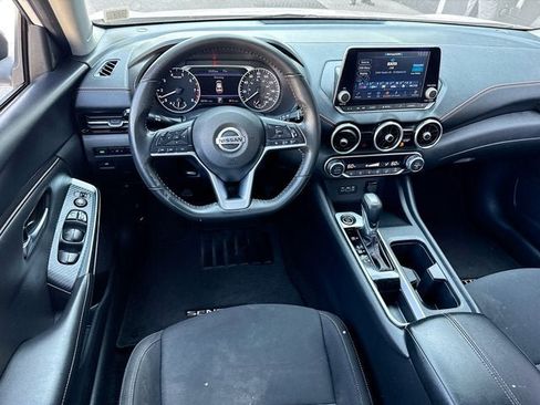 Certified 2023 Nissan Sentra SR w/ Midnight Edition Package FWD image 17