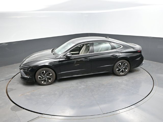 Used 2025 Hyundai Sonata SEL FWD image 36