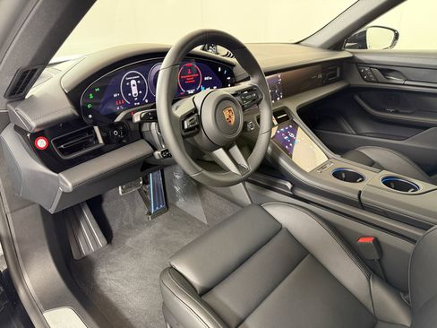 New 2026 Porsche Taycan 4S image 4