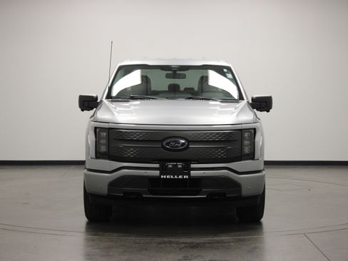 Used 2022 Ford F150 Lightning XLT AWD/4WD image 3