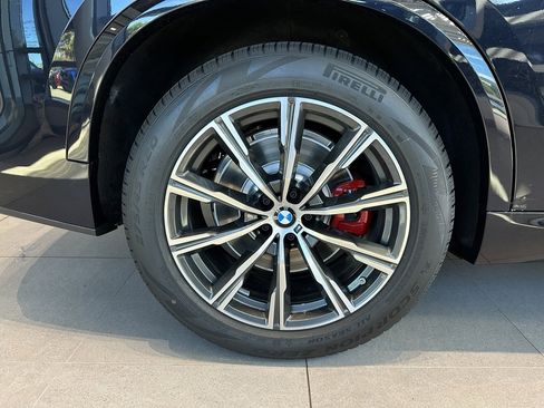 New 2026 BMW X5 xDrive50e w/ M Sport Package image 7