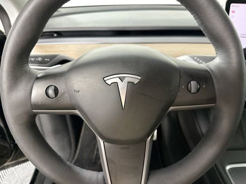 Used 2023 Tesla Model Y Performance AWD/4WD image 19