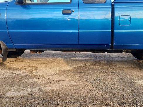 Used 2002 Ford Ranger 2WD SuperCab image 2