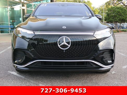 Certified 2023 Mercedes-Benz EQS 580 4MATIC SUV w/ Exclusive Trim Package image 13