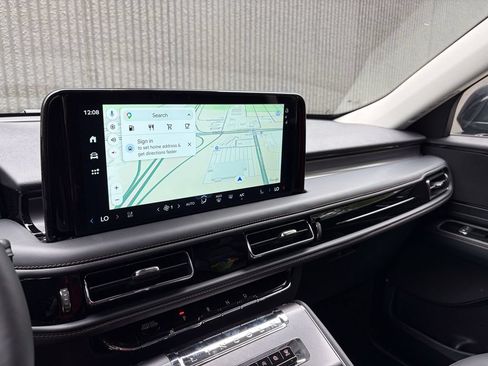 New 2026 Lincoln Aviator AWD image 37